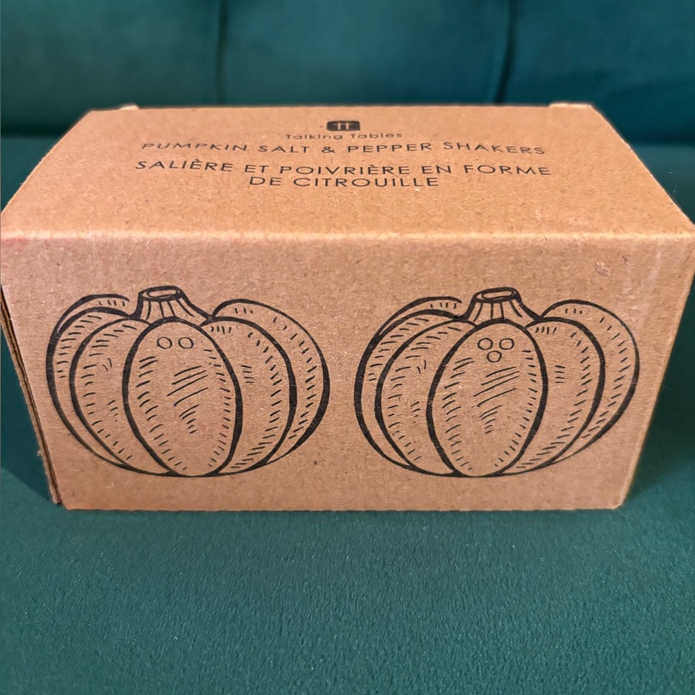 Brand new in Box Talking Tables Pumpkin Salt & Pepper Shakers